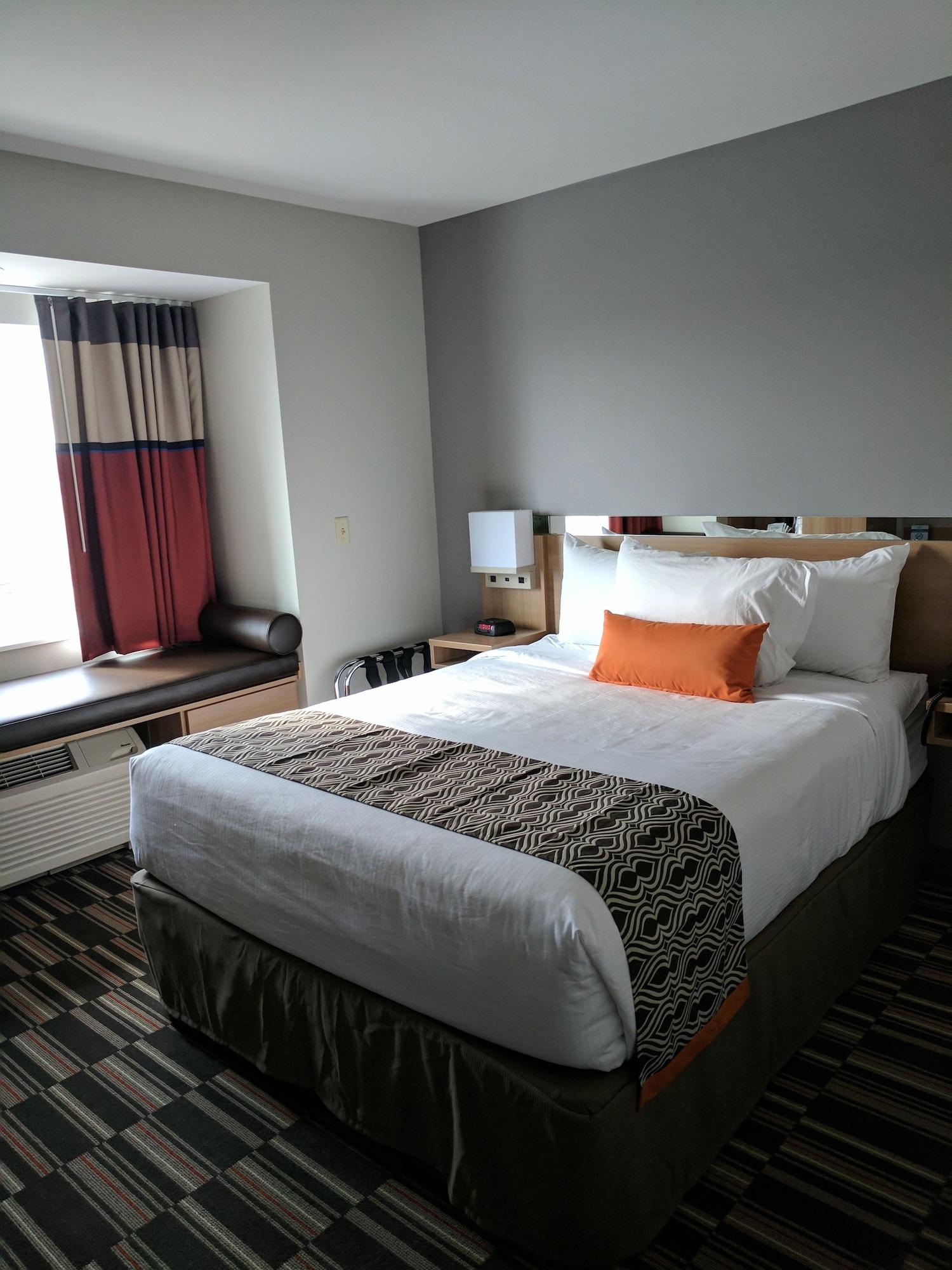 Microtel Inn & Suites By Wyndham Clarion Εξωτερικό φωτογραφία