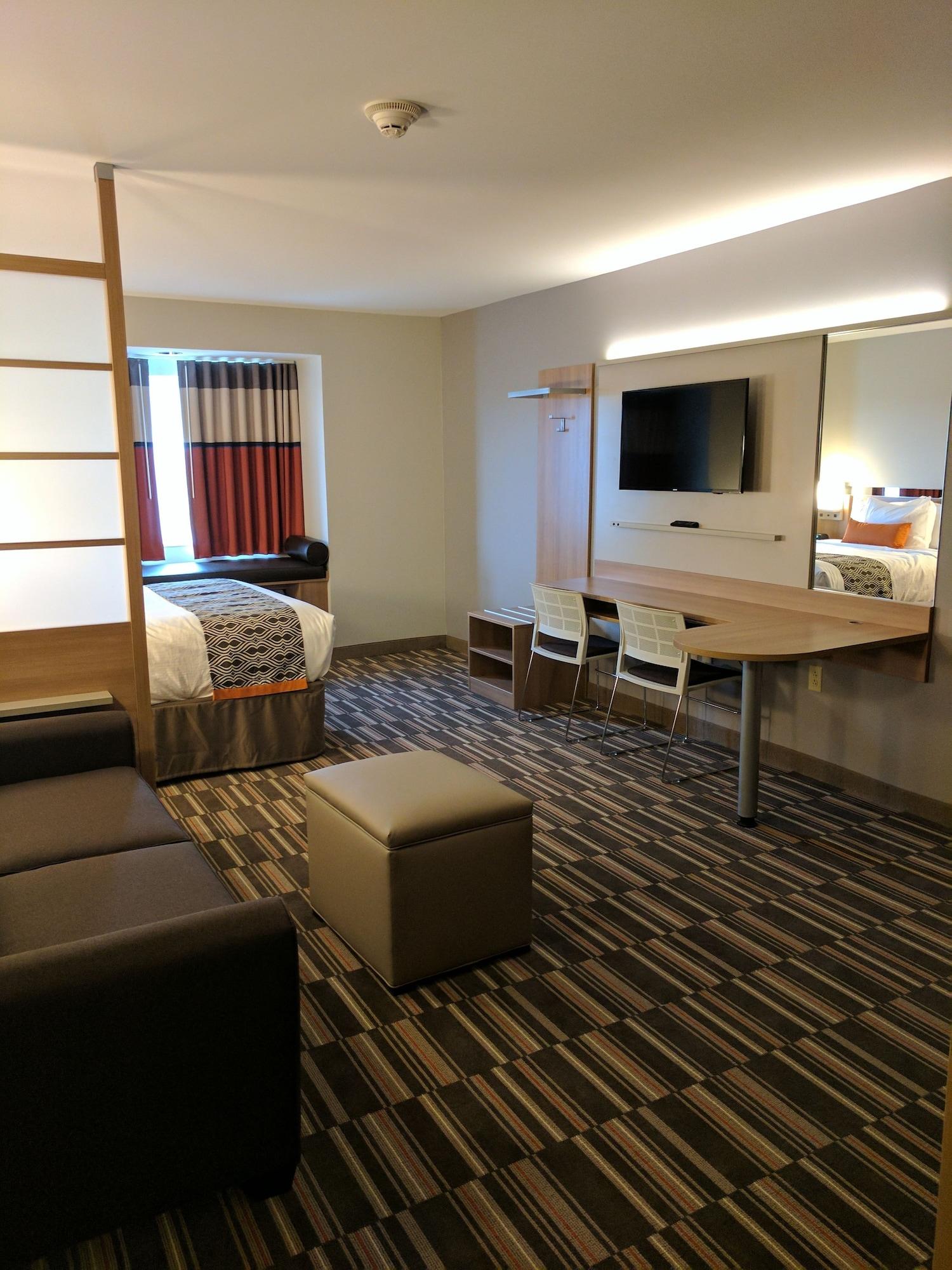 Microtel Inn & Suites By Wyndham Clarion Εξωτερικό φωτογραφία