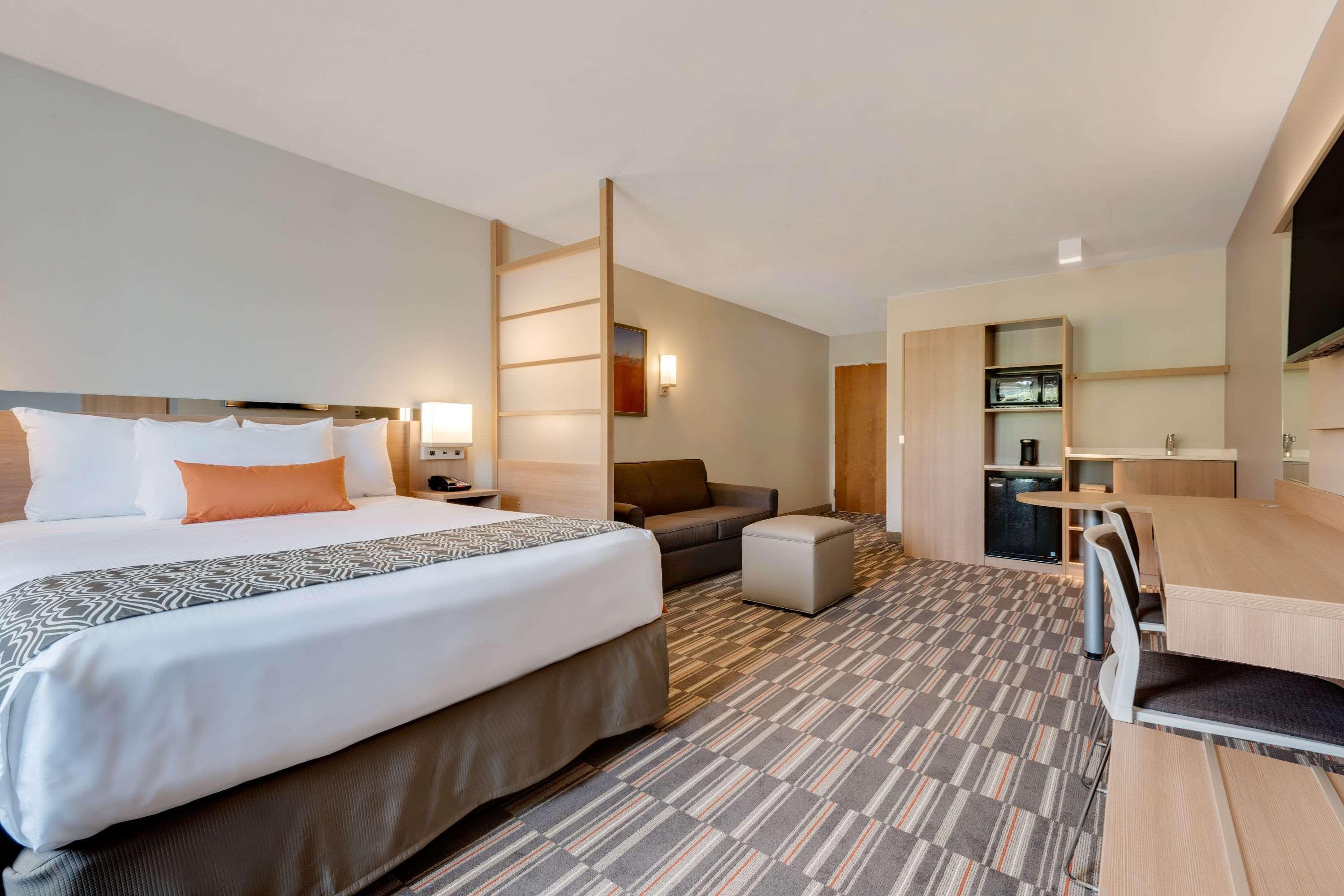 Microtel Inn & Suites By Wyndham Clarion Εξωτερικό φωτογραφία