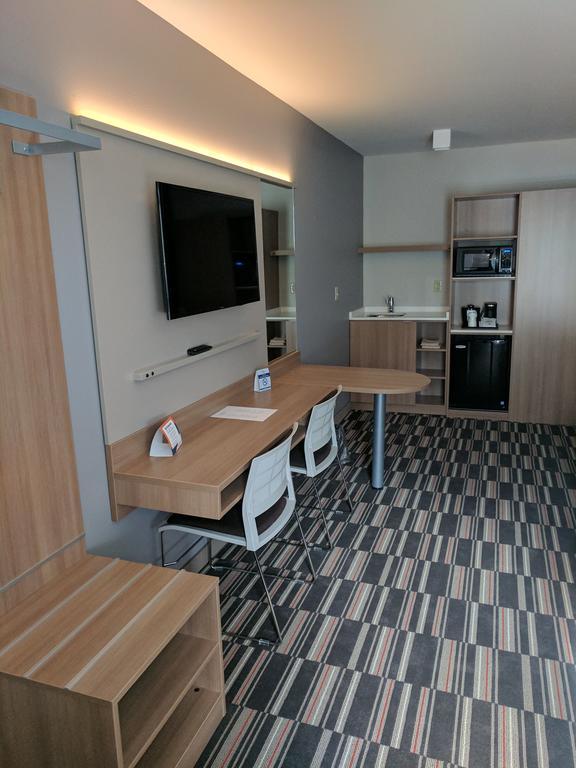 Microtel Inn & Suites By Wyndham Clarion Εξωτερικό φωτογραφία