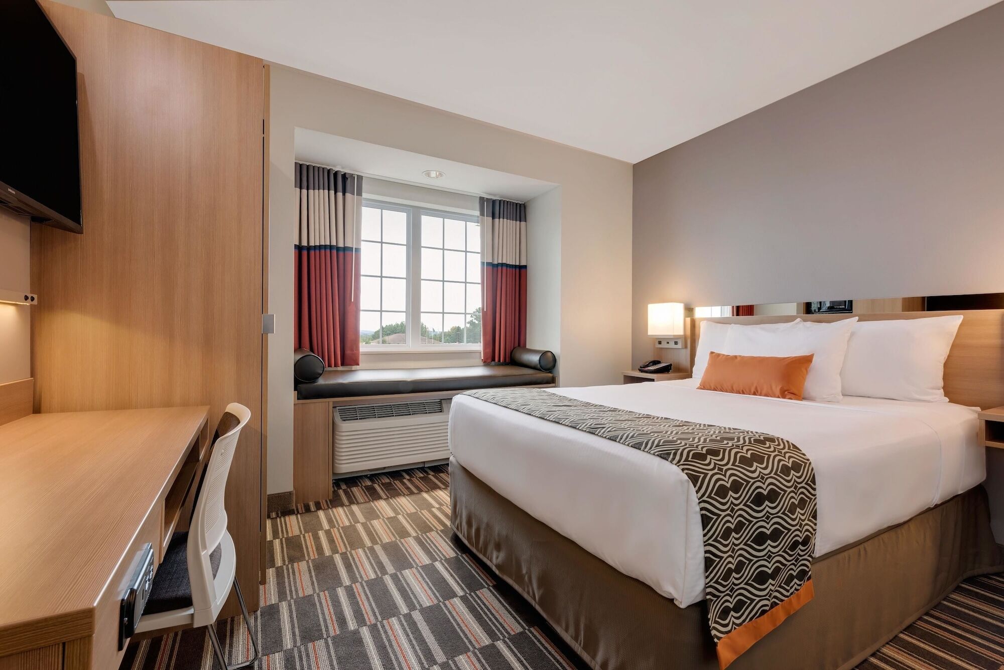 Microtel Inn & Suites By Wyndham Clarion Εξωτερικό φωτογραφία