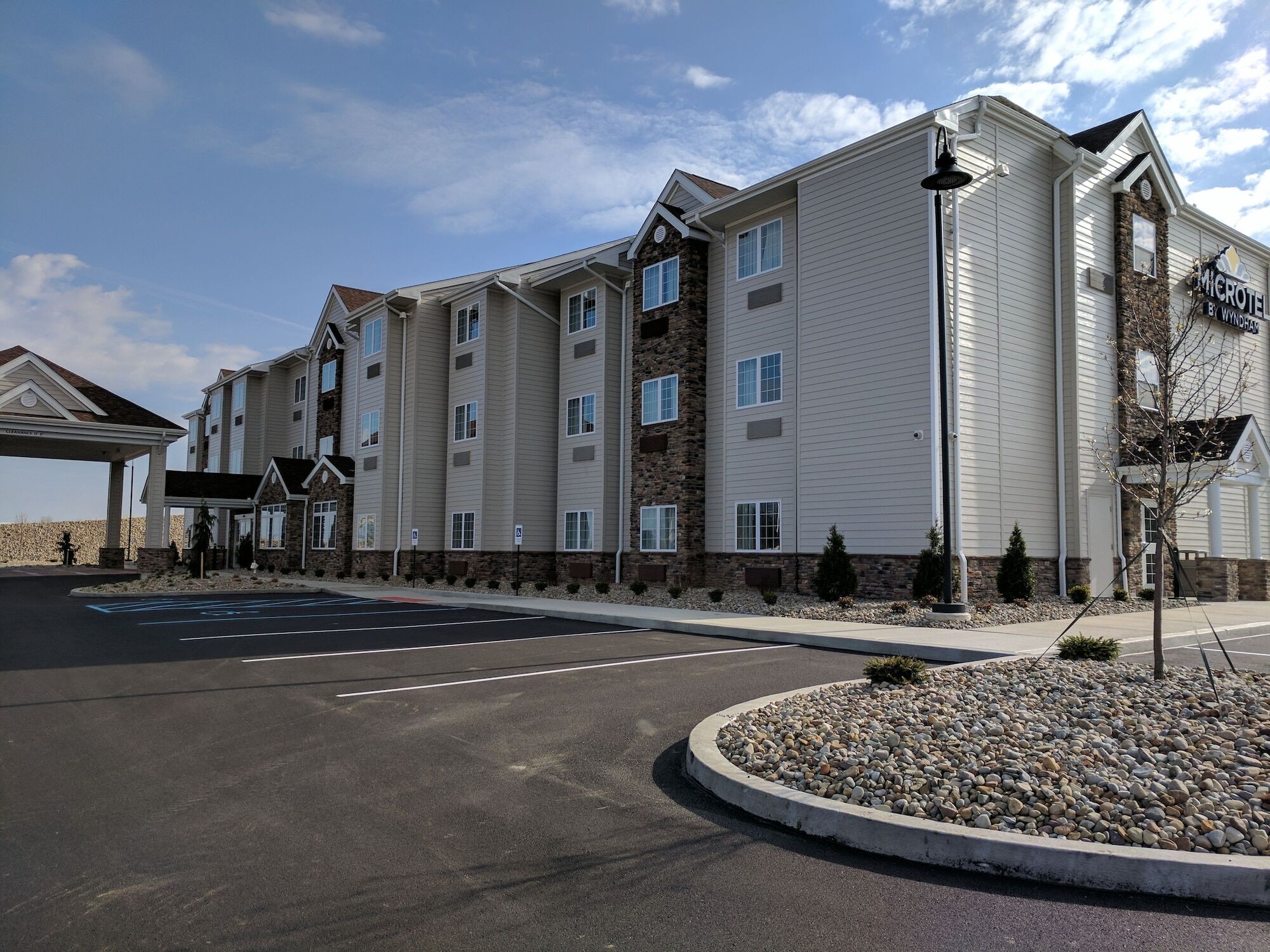 Microtel Inn & Suites By Wyndham Clarion Εξωτερικό φωτογραφία
